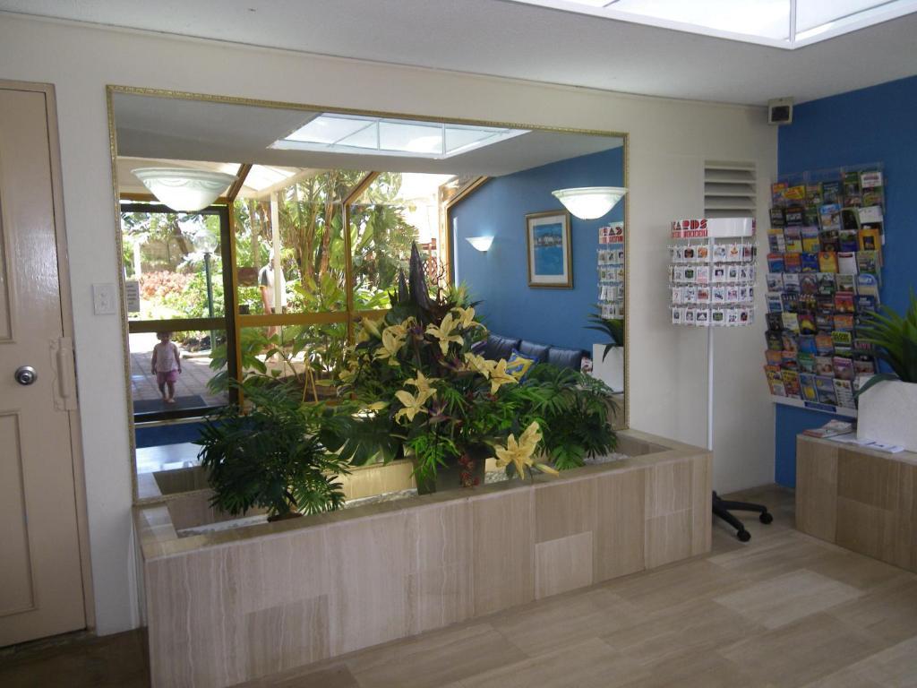 Pacific Surf Absolute Beachfront Apartments Gold Coast Exterior photo